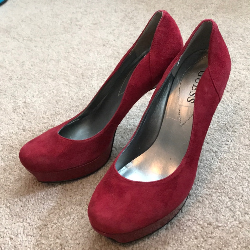 Great Pair of Guess Platform Heels Red 8